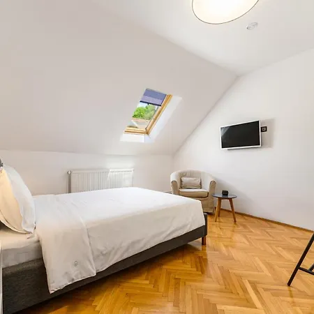 Residence Budeanu 3* 布拉索夫